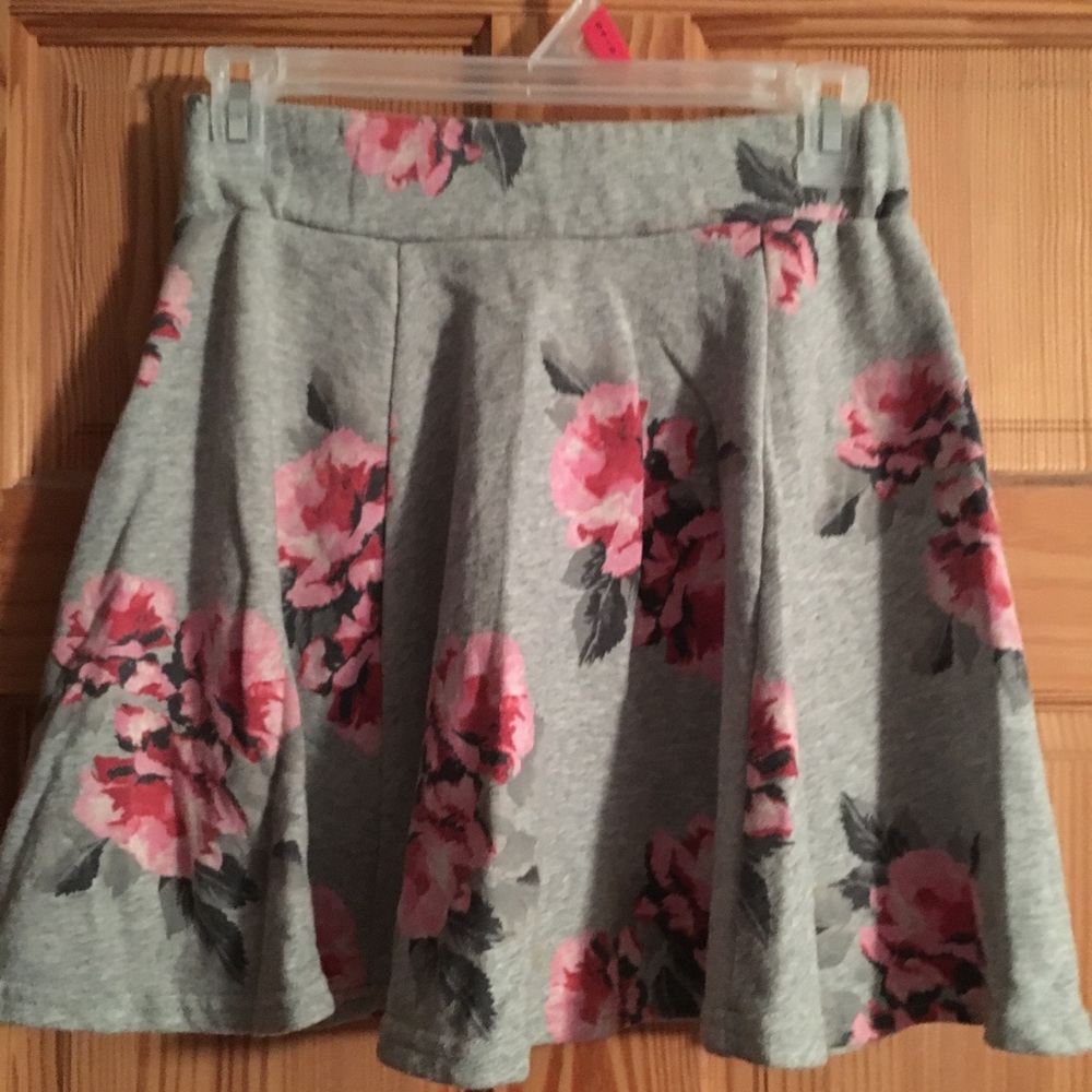 Floral high waisted skirt